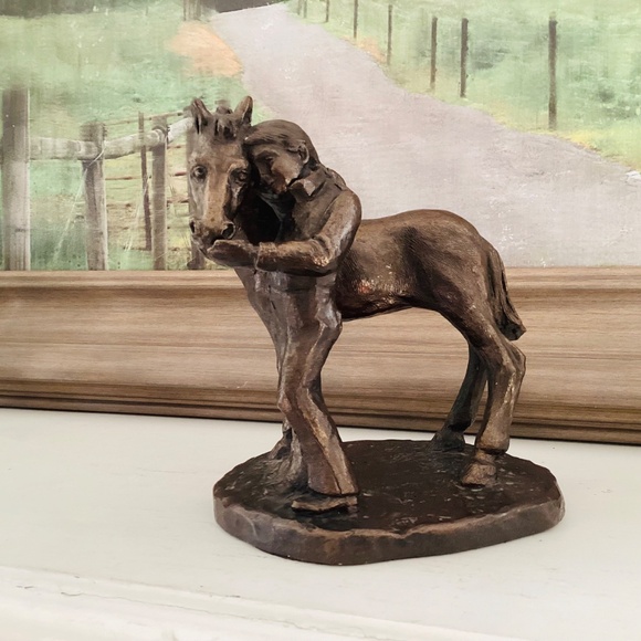 Vintage Austin Production Inc 1980 Girl Feeding Horse Sculpture Figurine Plaster - Picture 4 of 12